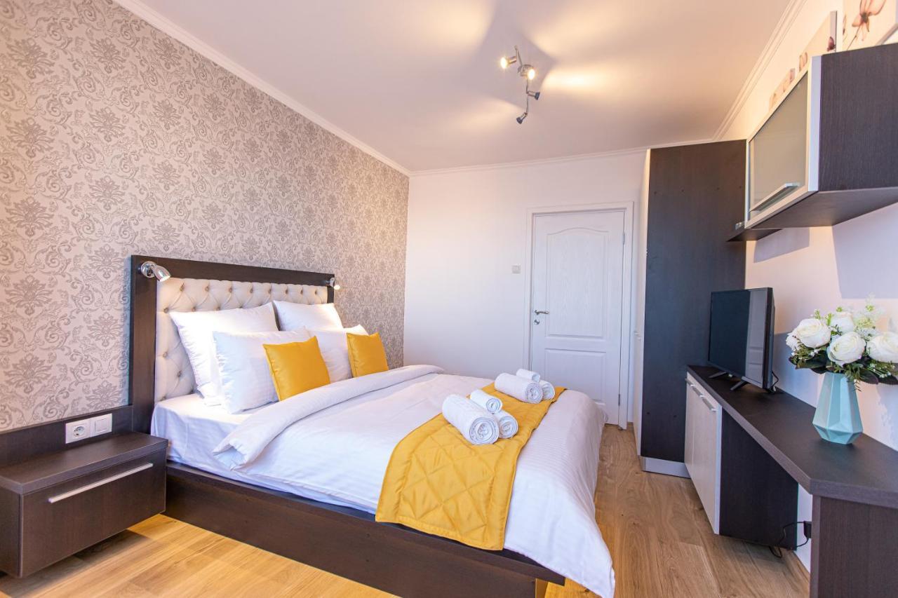 Onyx - Wonder Aparthotel Brasov Ngoại thất bức ảnh