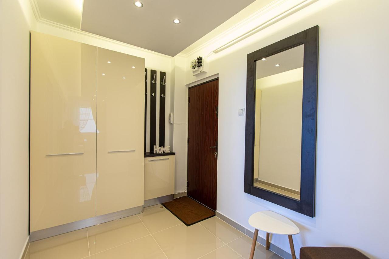 Onyx - Wonder Aparthotel Brasov Ngoại thất bức ảnh
